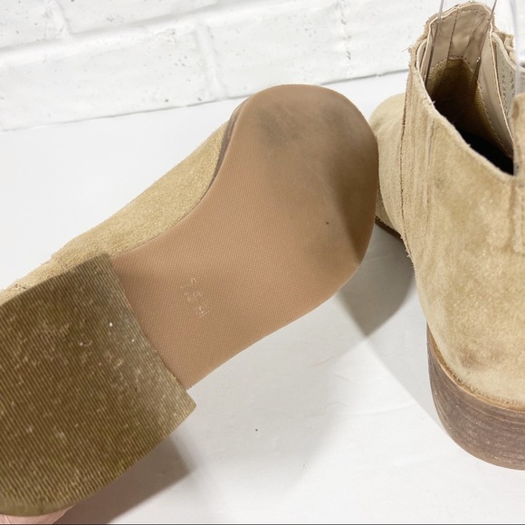 COCONUTS By MATISSE El Torone Tan Suede Bootie - Picture 8 of 9